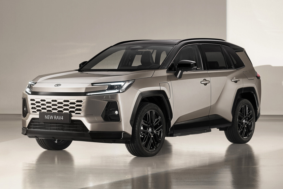 В Казахстане стартовали продажи нового поколения Toyota RAV4 за 3,4 млн рублей