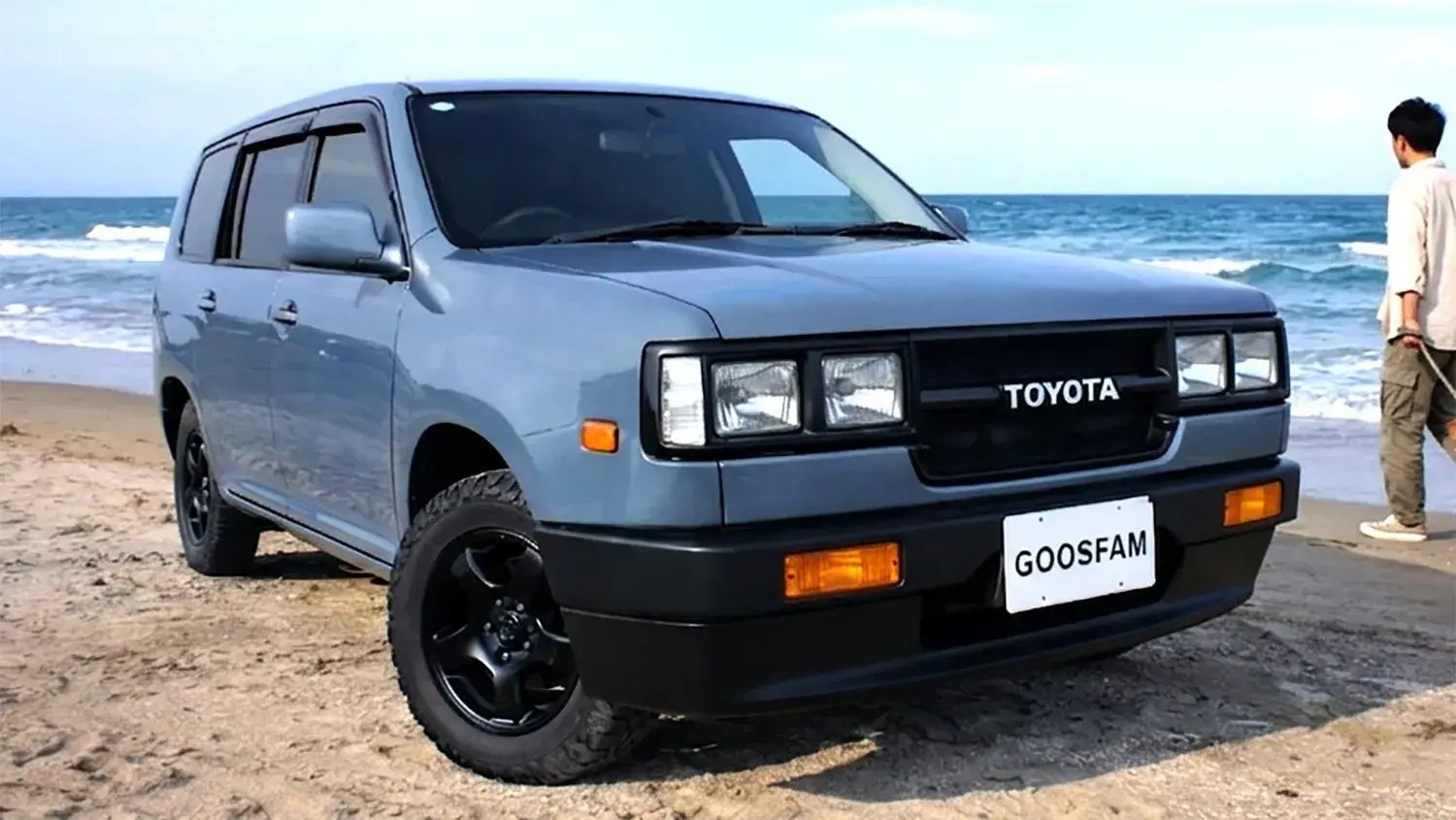Тюнеры стилизовали дешевый универсал Toyota Probox под внедорожник Land Cruiser 60