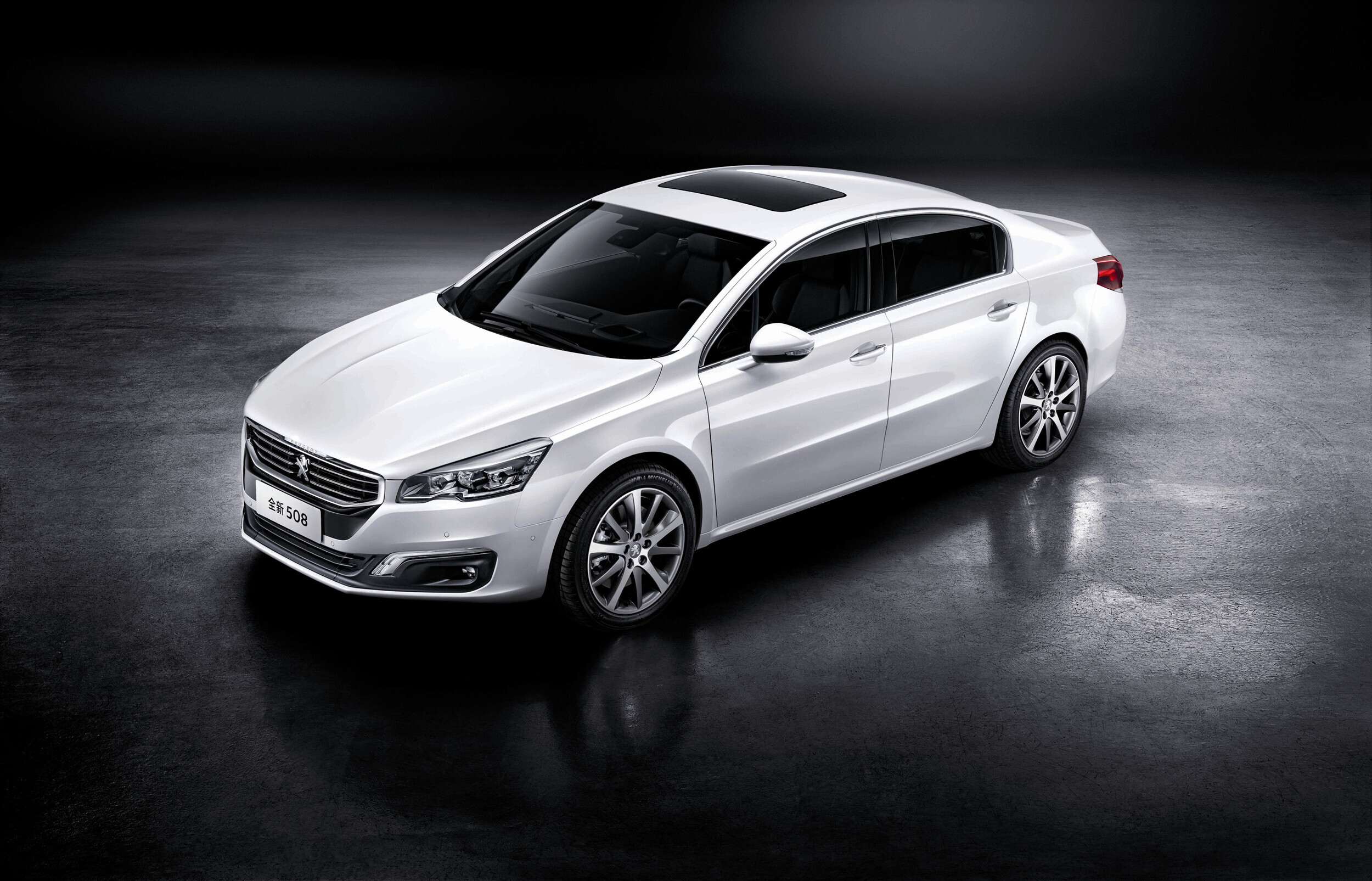 В Китае владелец Peugeot 508 пожаловался на тотальное отсутствие запчастей