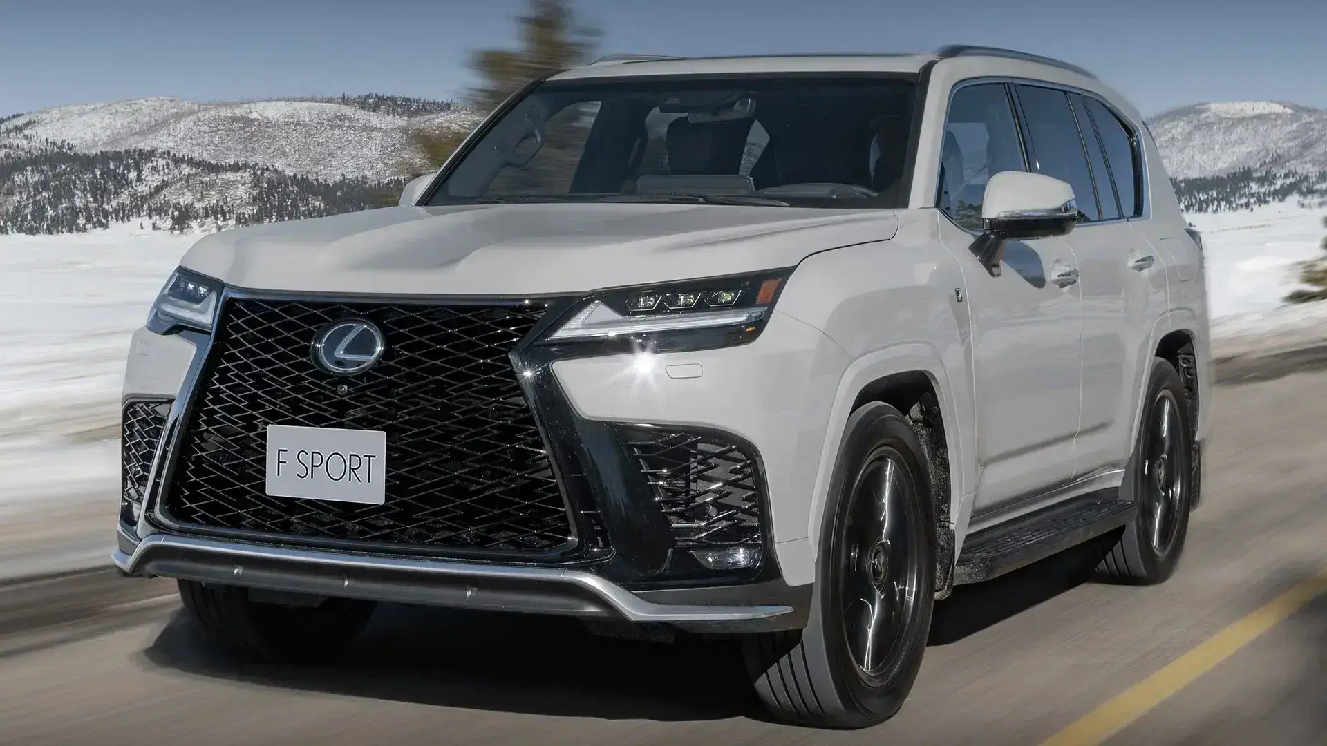 Первый в истории: Lexus выпустил спортивную версию рамного LX