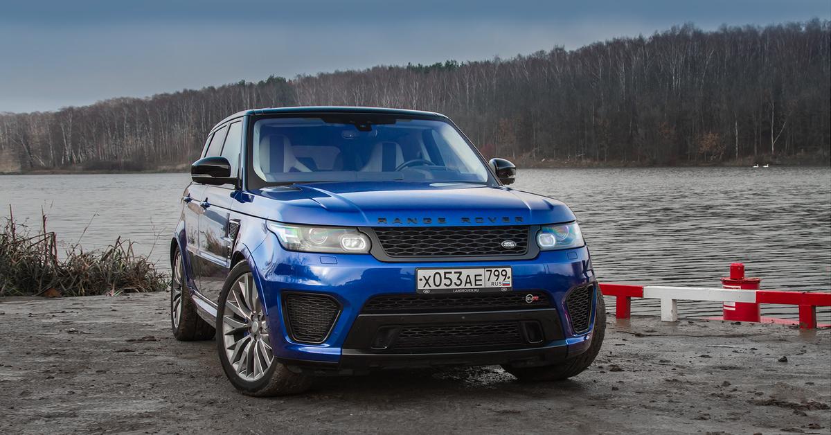 Land Rover Range Rover две тыщи тринадцать года и его соперники