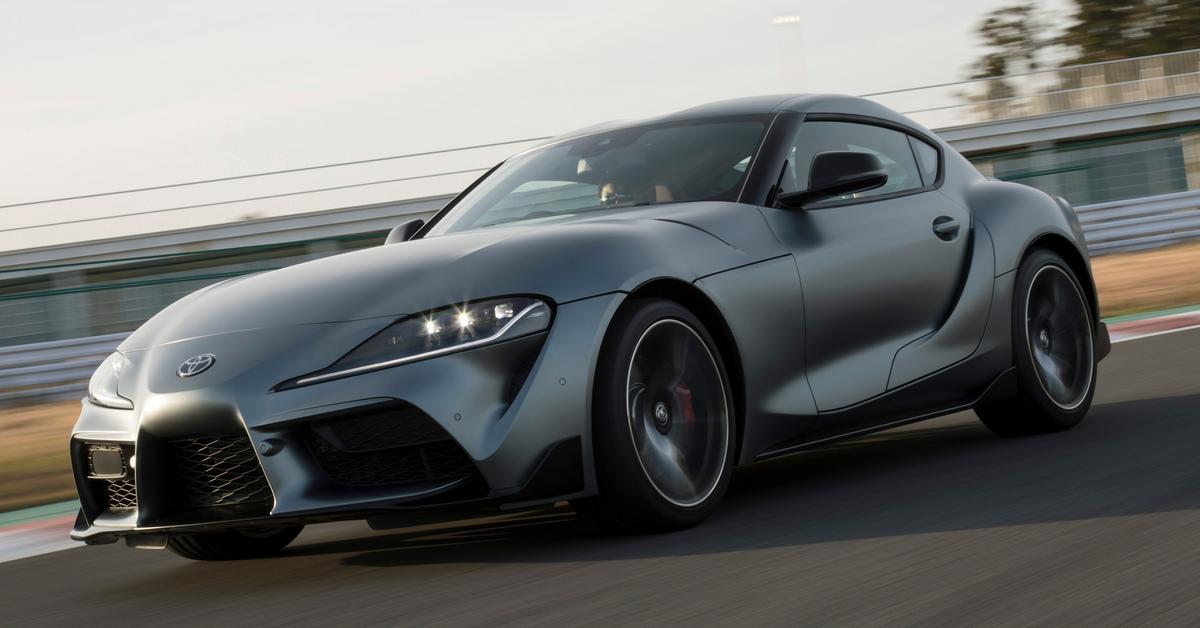 Supra с выдвижными фарами
