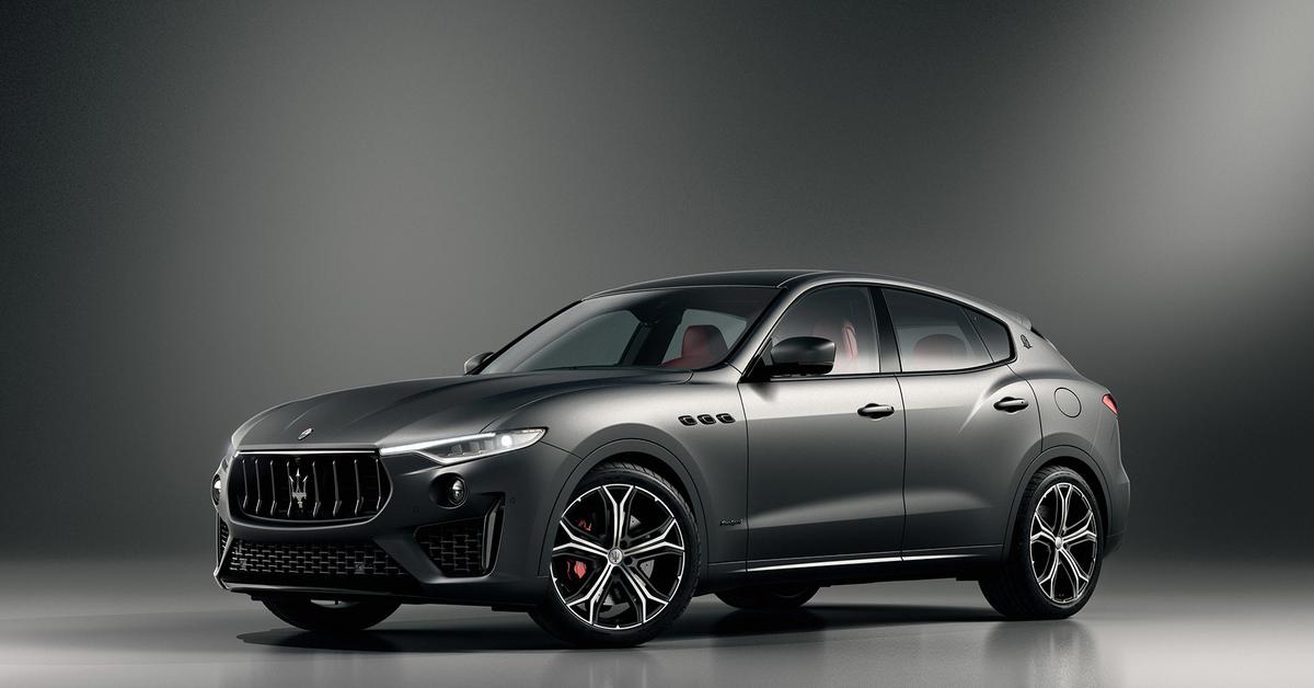 Машина maserati джип