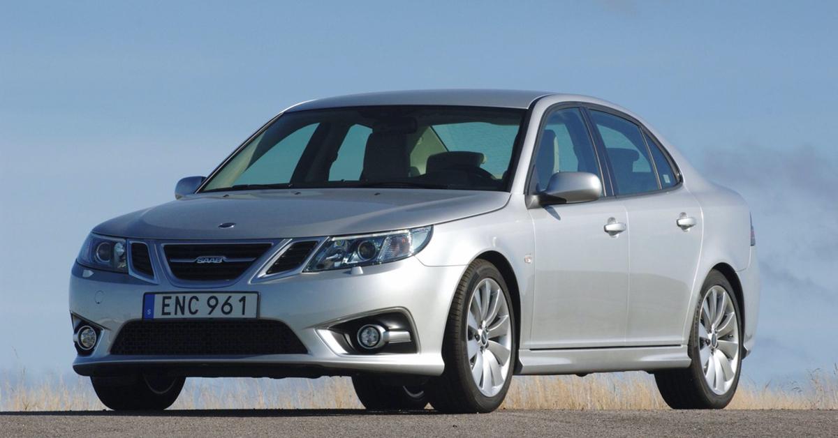 Автомобиль saab фото