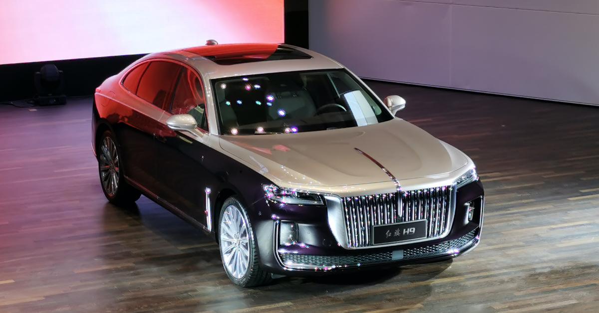 На ком числится автомобиль