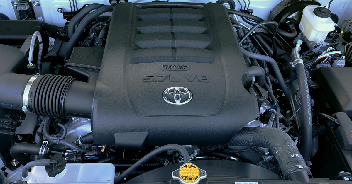 V8 двигатель toyota