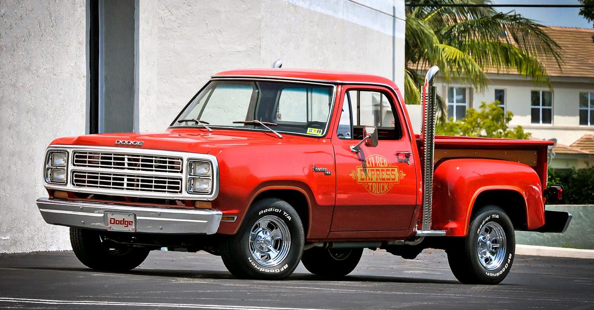 Dodge с открывающимися фарами