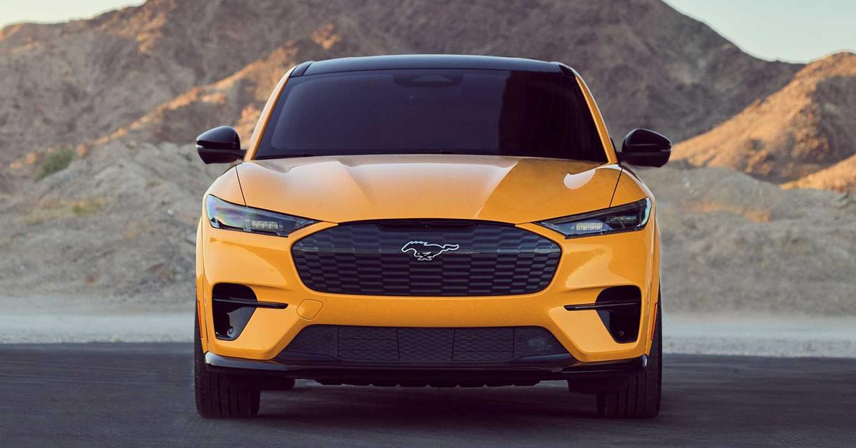 Ford чей бренд