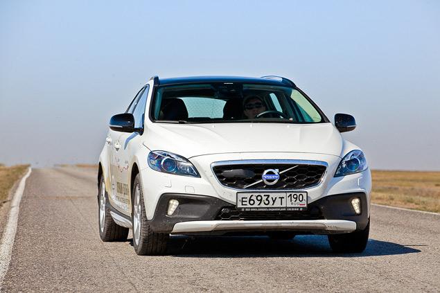 ������ V40 CROSS COUNTRY