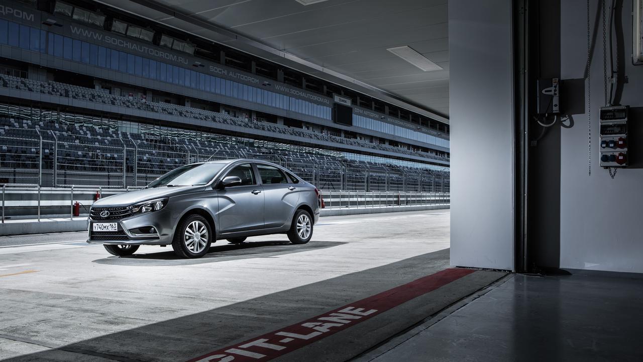 Из России с любовью