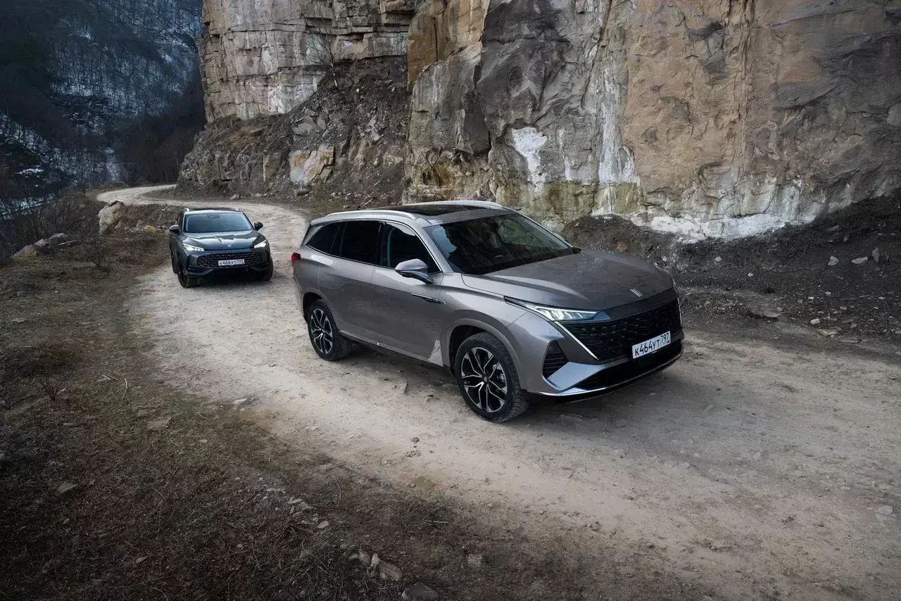 Кроссоверы "Москвич" М70 и М90