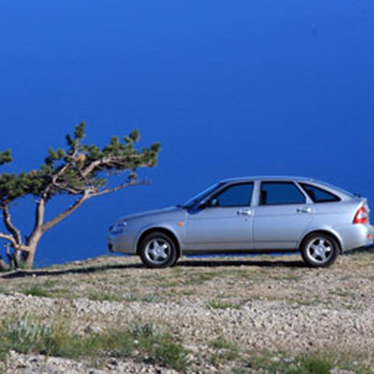 С началом выпуска хэтчбека Lada Priora появилась новая комплектация 