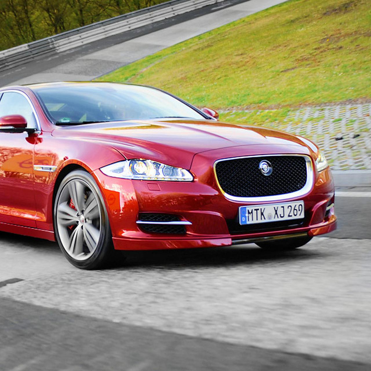 Выгуливаем Jaguar XJ Sport & Speed по Нюрбургрингу — Тест-драйв — Motor