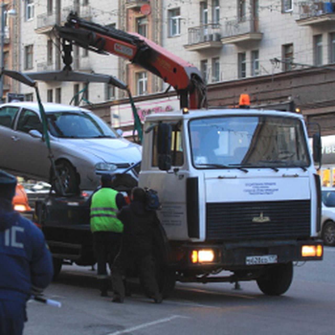 Москвичи смогут оплатить эвакуацию машины через интернет — Motor