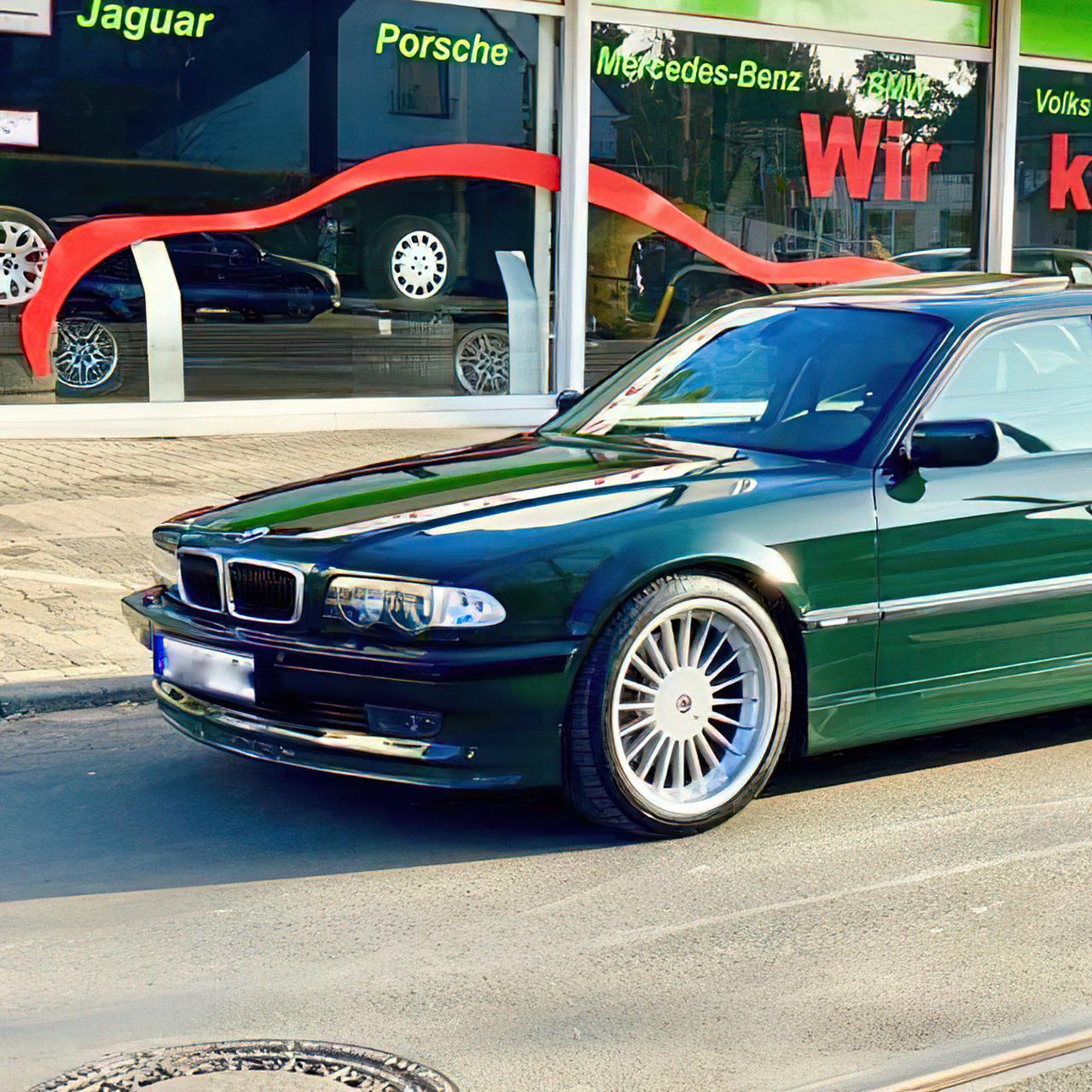 Внедорожники для покорения непроходимых трасс