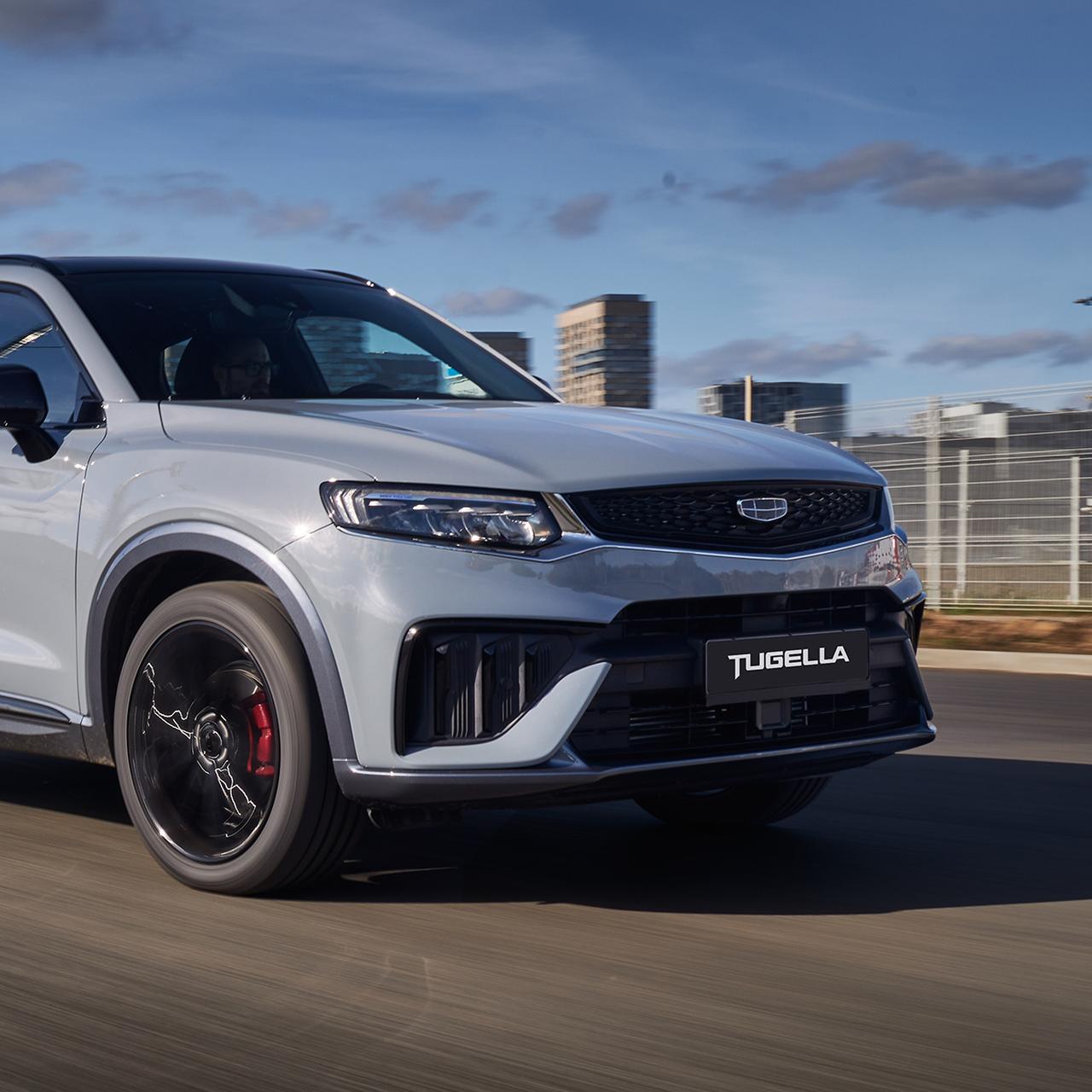 GEELY TUGELA FLAGSHIP и FLAGSHIP SPORT Отличия