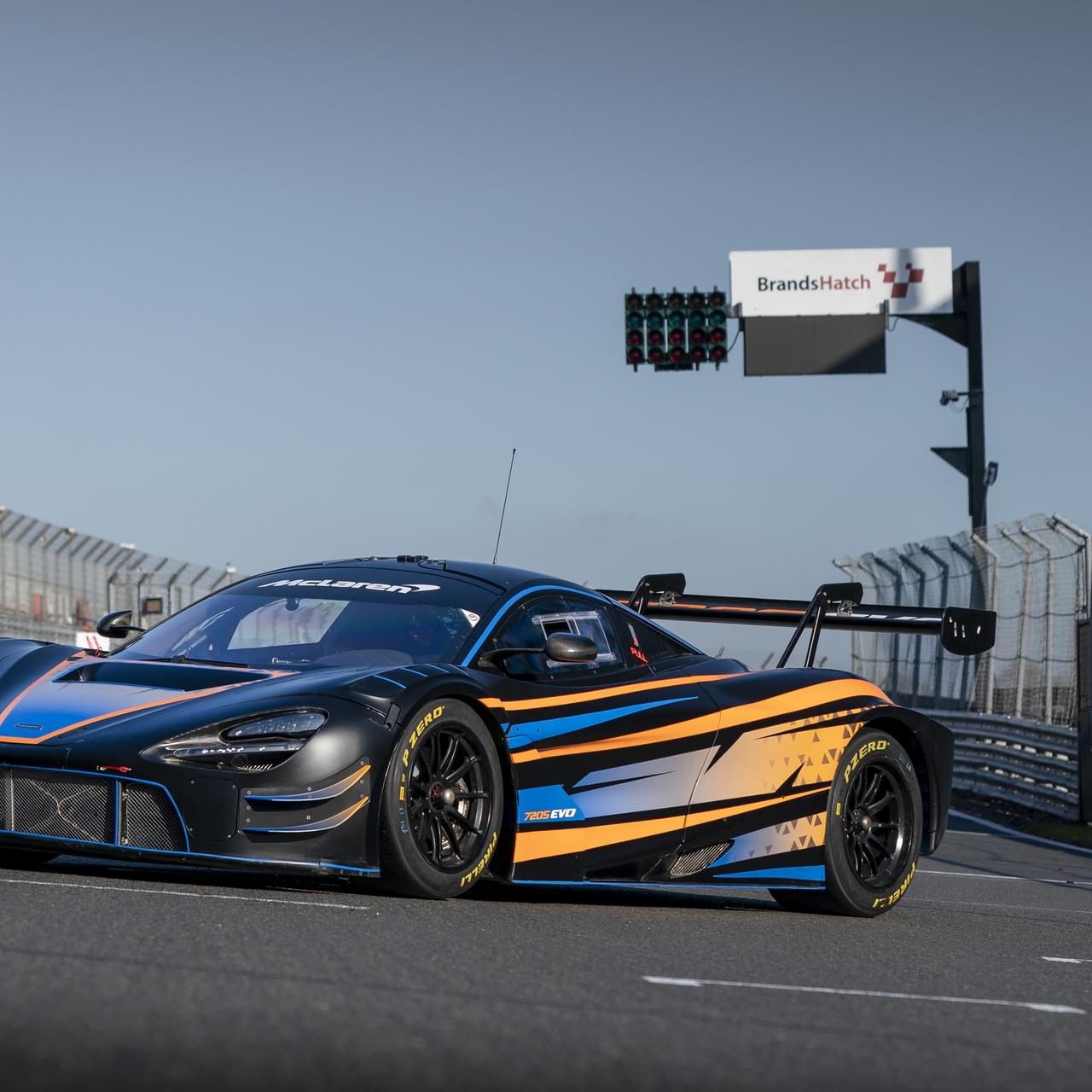 MCLAREN  