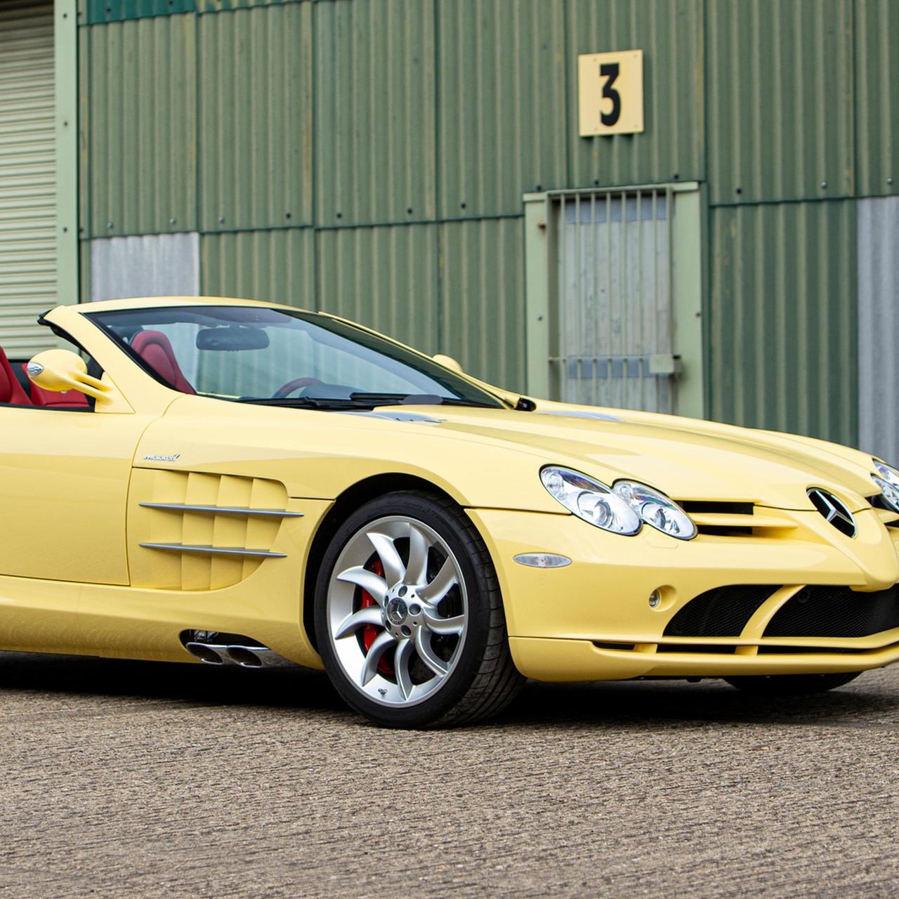 Пару очень жёлтых Mercedes-Benz SLR McLaren продадут с аукциона — Motor