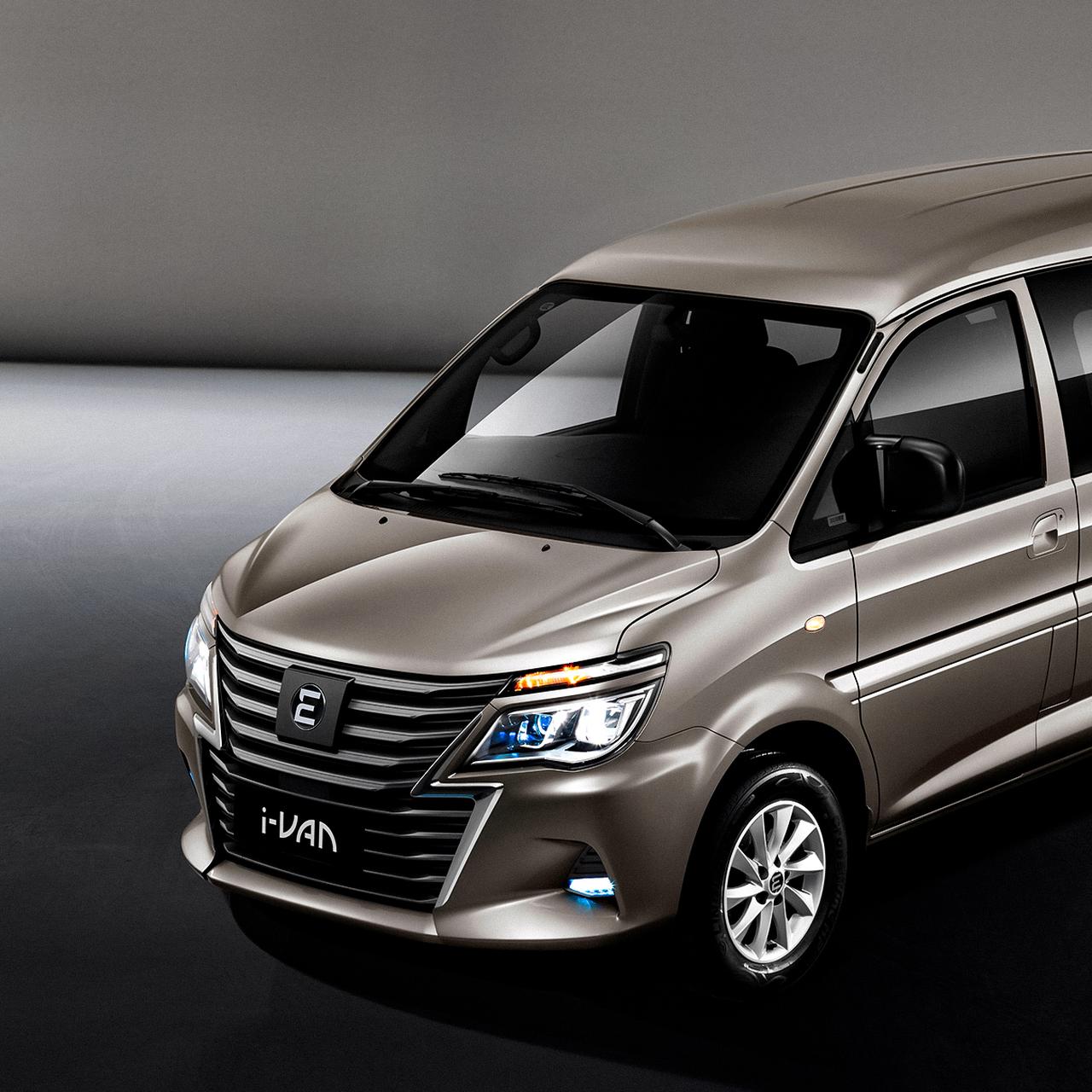 ������������ EVOLUTE I VAN