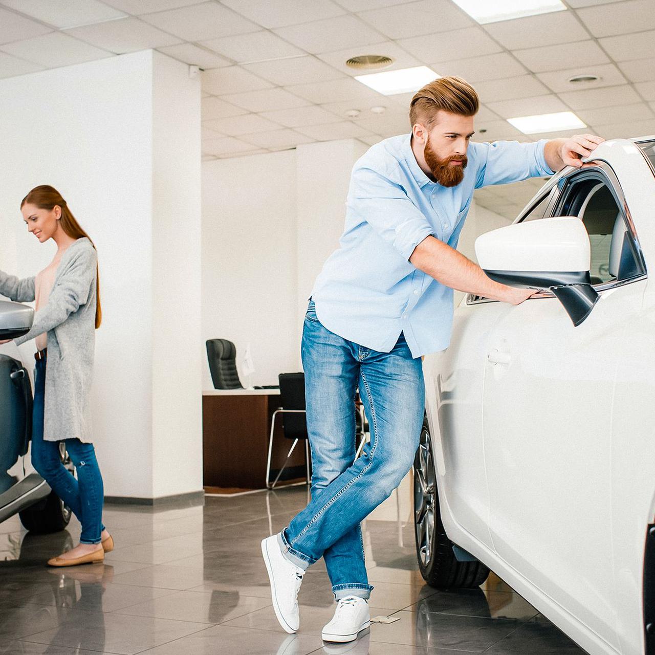 Российским семьям предложили выдавать по миллиону на покупку автомобиля —  Motor