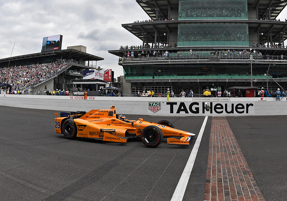 Indy 500 Tits