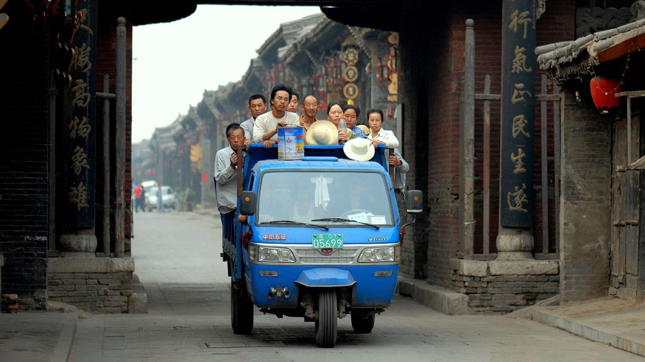 Китайские автомобили на улице