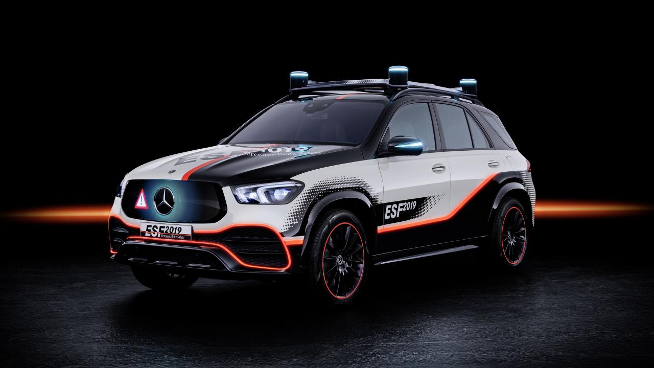 Самый безопасный легковой автомобиль