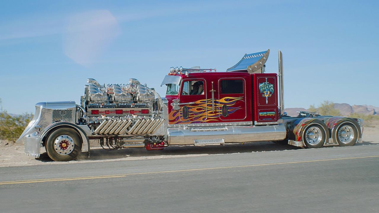 3500-сильный тягач с 24-цилиндровым мотором продали за 845 миллионов ...