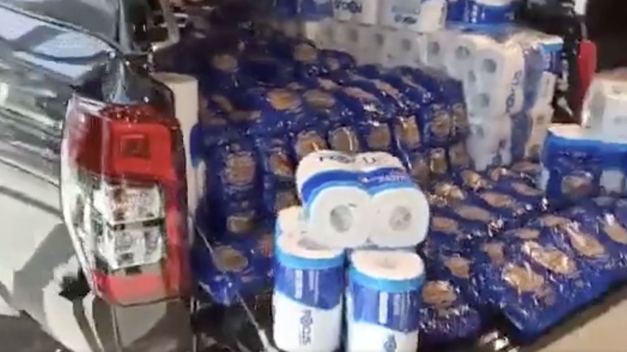 В России за покупку Mitsubishi L200 подарят гречку и туалетную бумагу ...