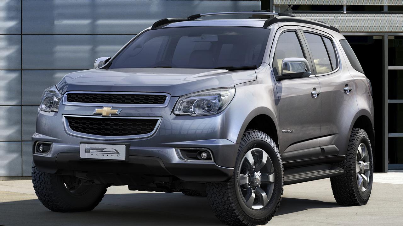 Старый внедорожник chevrolet