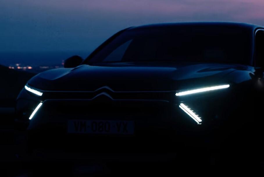 Практичность хэтчбека с клиренсом внедорожника: Citroen показал на ...