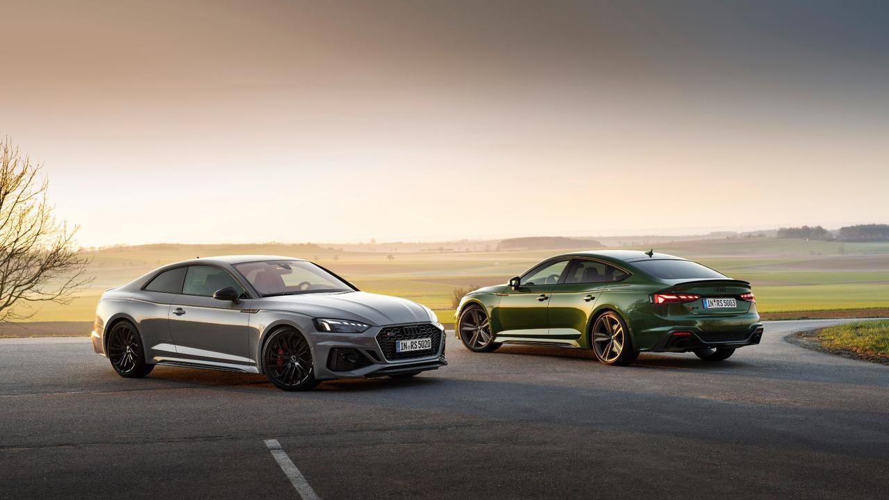 Audi rs5 Coupe серебристый