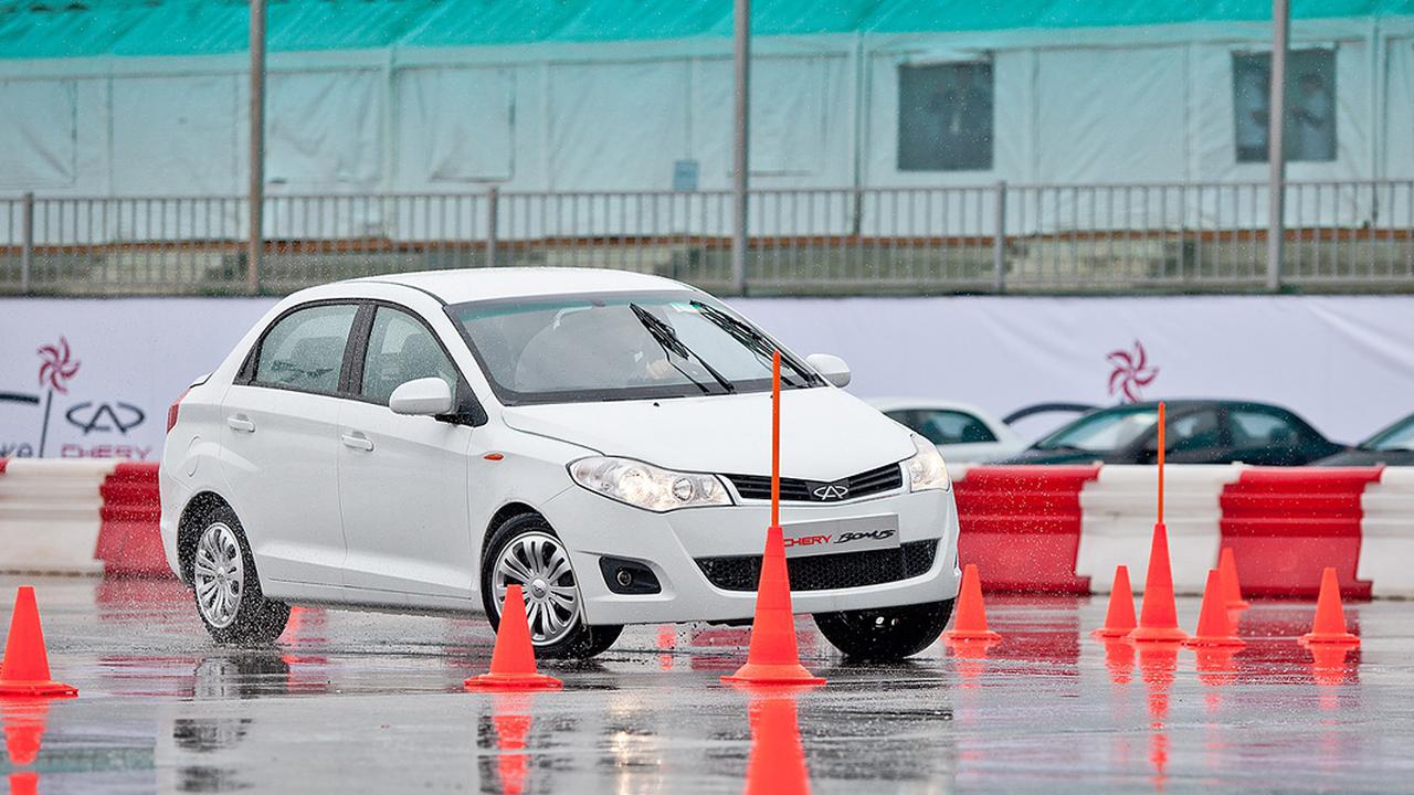 Знакомимся с китайской малолитражкой Chery Bonus — Тест-драйв — Motor