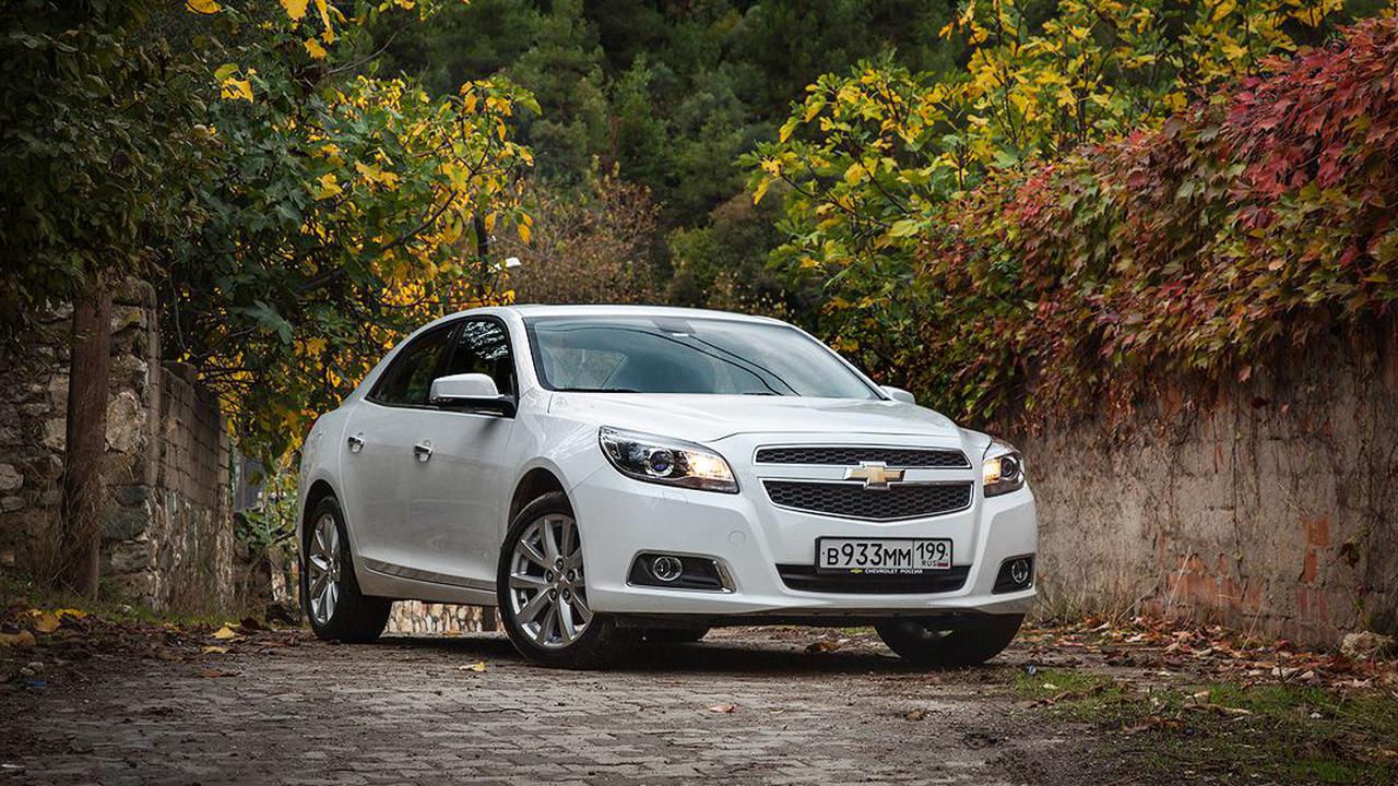 Знакомимся с четырехцилиндровым флагманом Chevrolet – седаном Malibu —  Тест-драйв — Motor