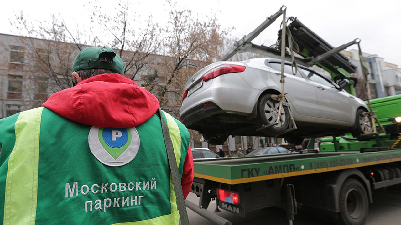 Названы самые популярные модели у нарушителей правил парковки — Motor