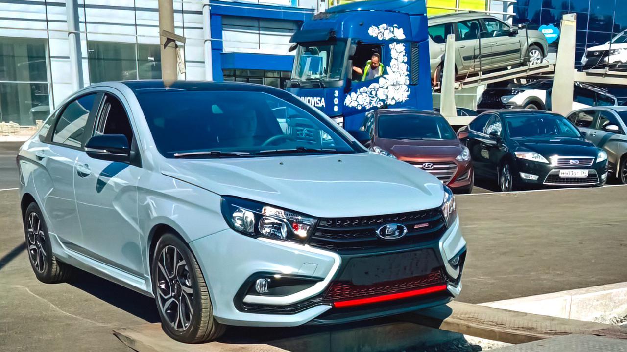 Lada Vesta Sport продают в Японии в два раза дороже, чем в России — Motor