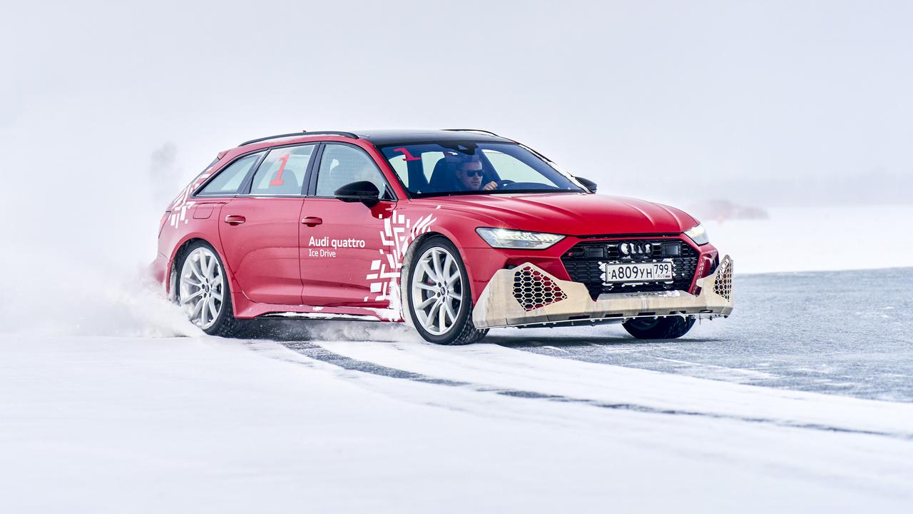 Ездим боком на RS-моделях и электрокарах Audi по замерзшему озеру —  Репортаж — Motor