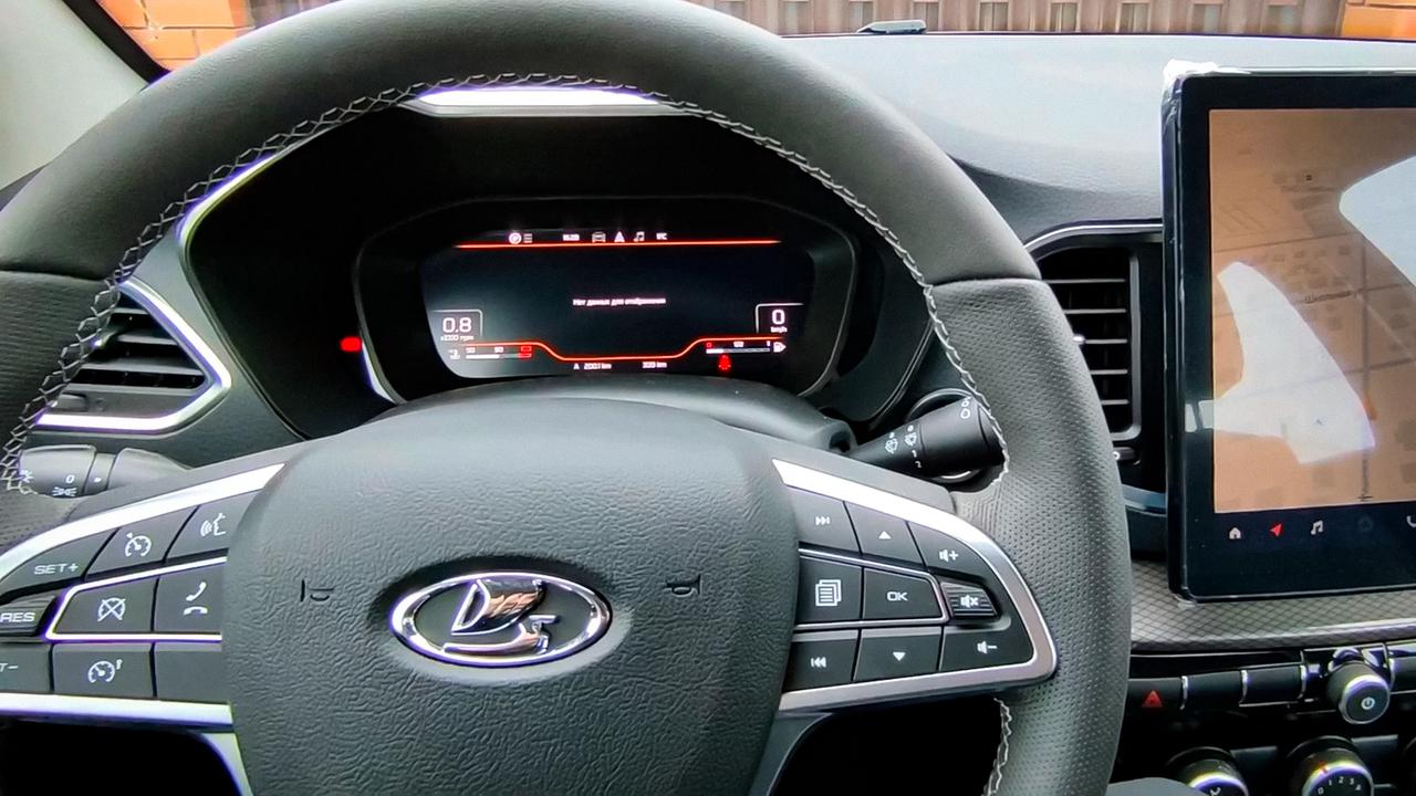 Новую Lada Vesta вернули дилеру из-за неисправностей — Motor