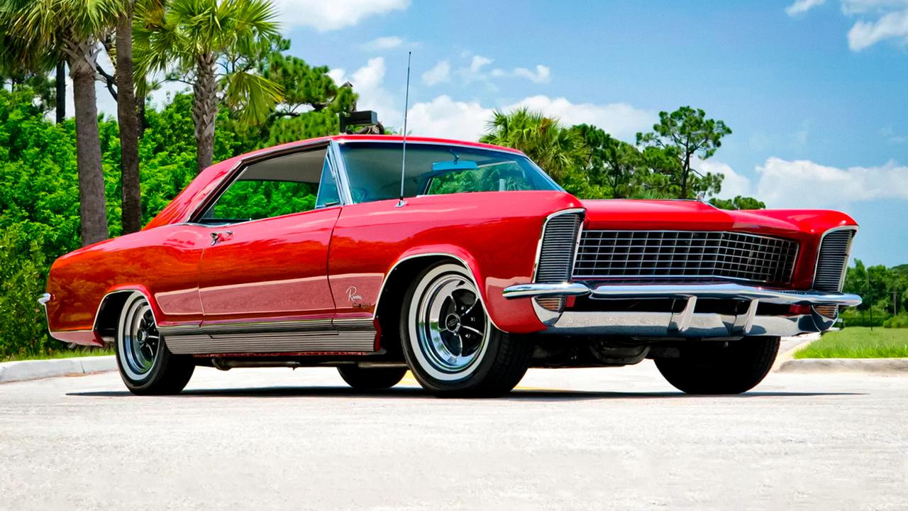 60 лет Buick Riviera