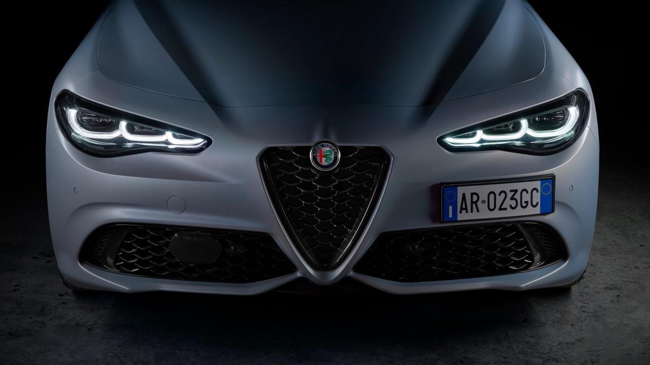 ALFA ROMEO �����