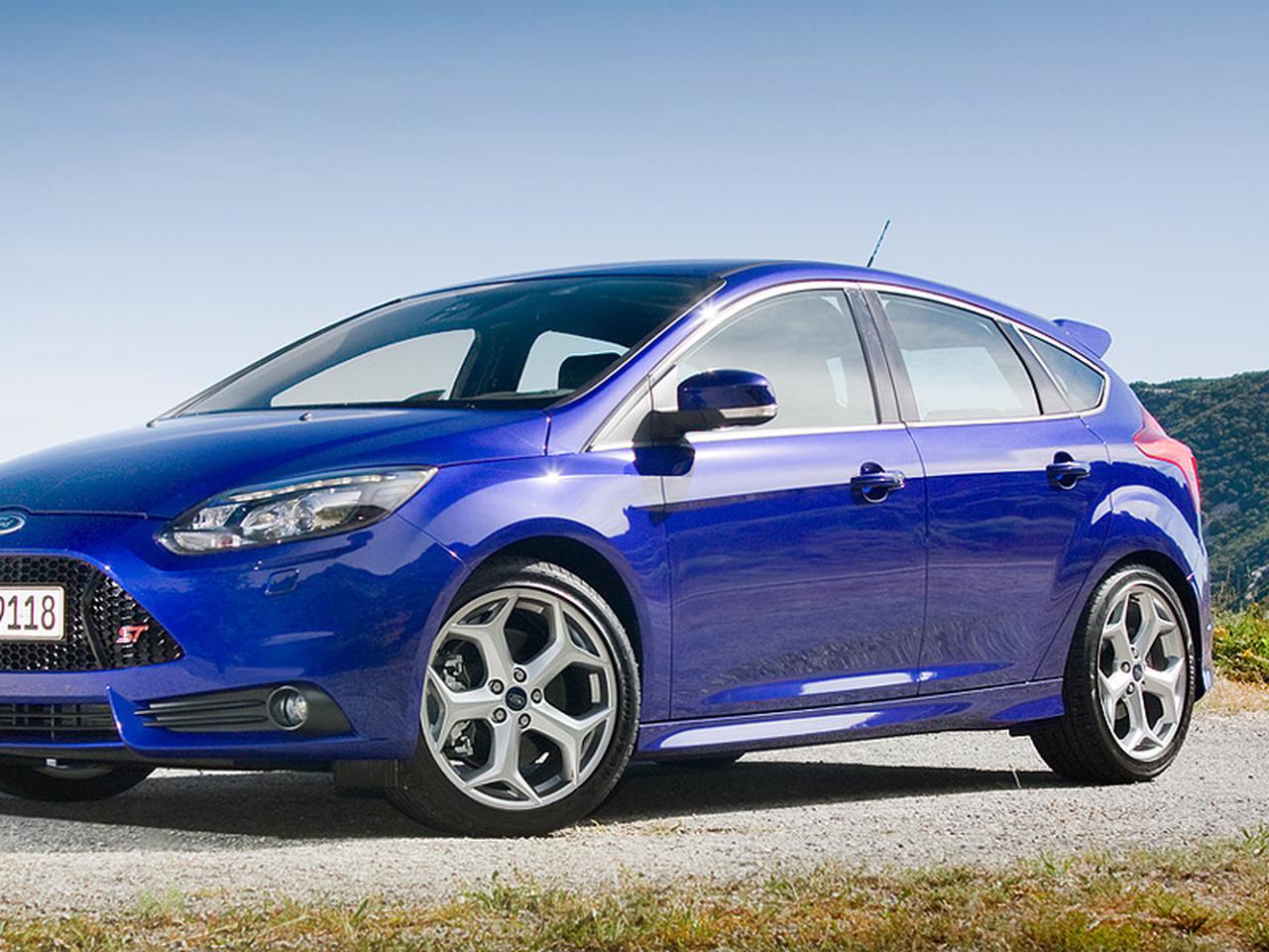 Форд фокус 125 лс. Ford Focus 2011. Ford Focus 3. Ford Focus 3 поколение. Форд фокус 302.