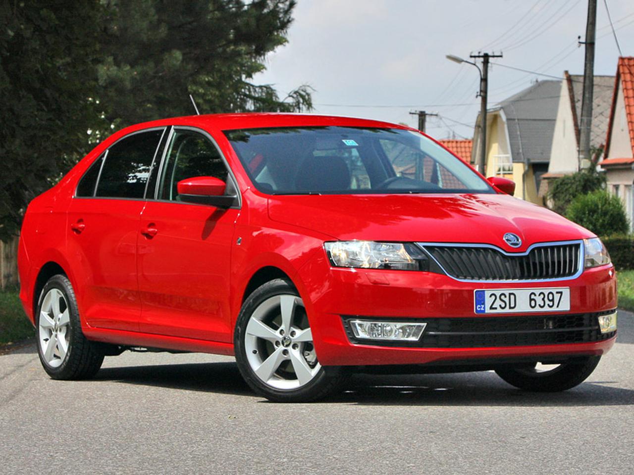 Тест-драйв бюджетного лифтбэка Skoda Rapid — Тест-драйв — Motor