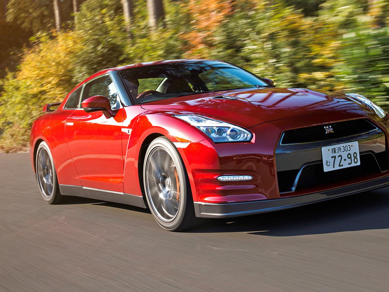    Nissan GT-R 2014    -  Motor