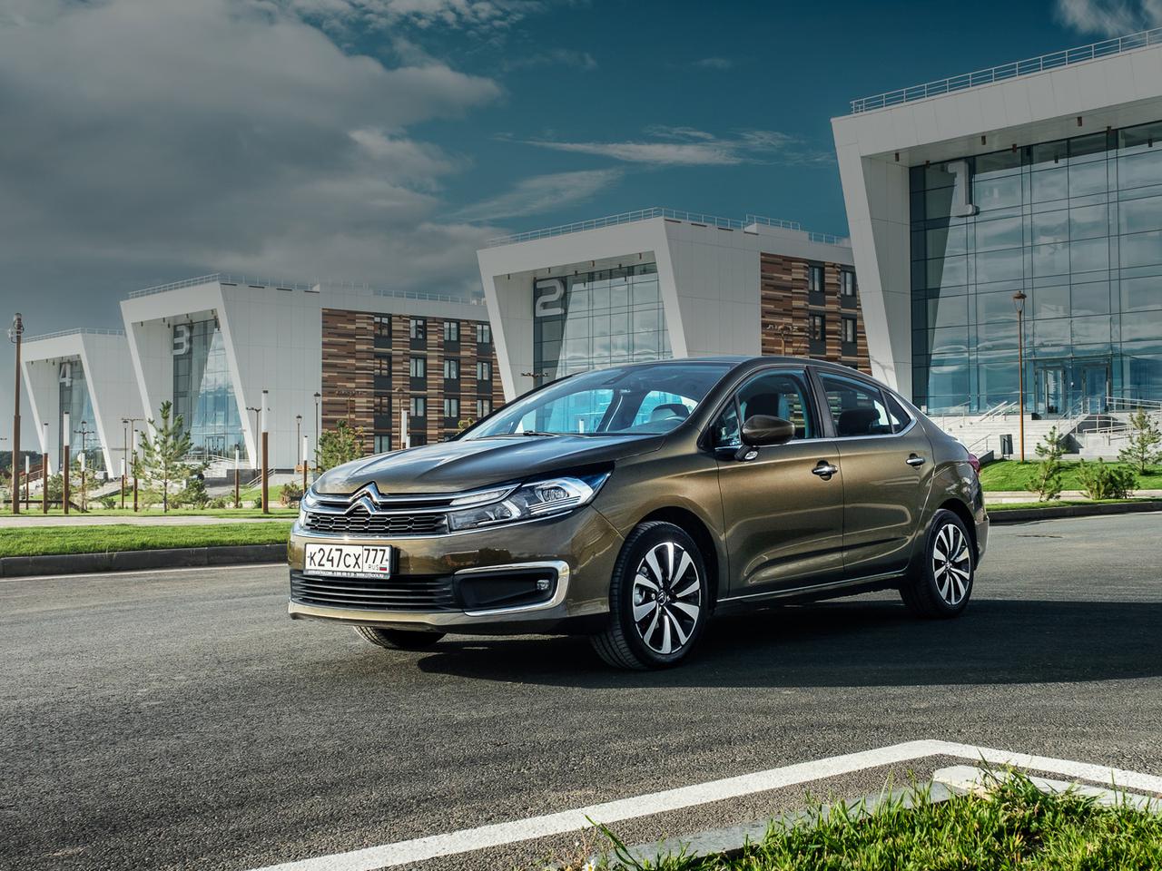 Седан Citroen C4 обновился и получил дизель — это хорошо или странно? —  Тест-драйв — Motor