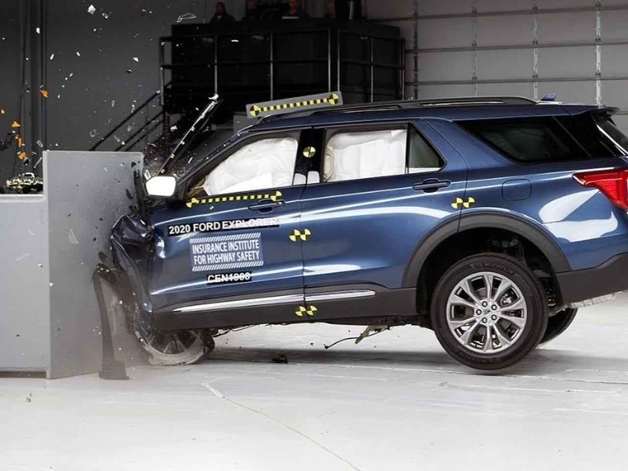 Краш тесты форд. Ford Explorer 2020. Ford Explorer crash. IIHS crash Test. Тест Форд эксплорер 2020.