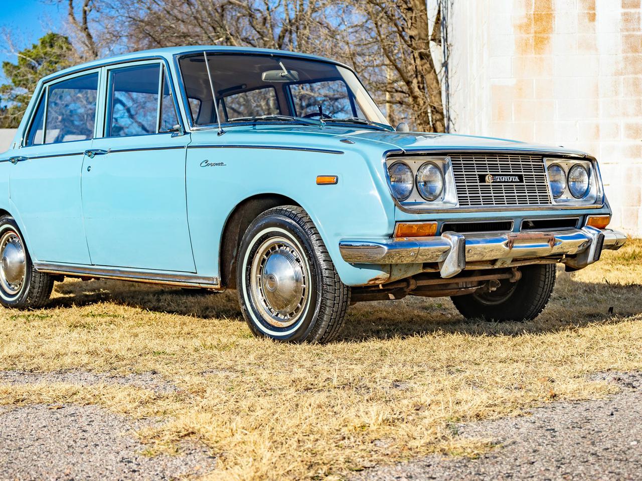 56-летнего предшественника Toyota Camry пустят с молотка дешевле Lada  Granta — Motor