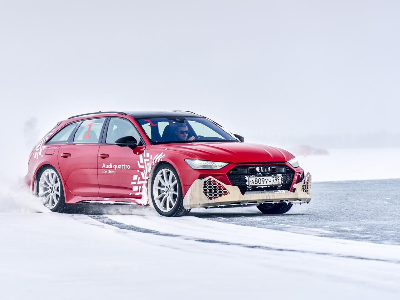 Ездим боком на RS-моделях и электрокарах Audi по замерзшему озеру —  Репортаж — Motor