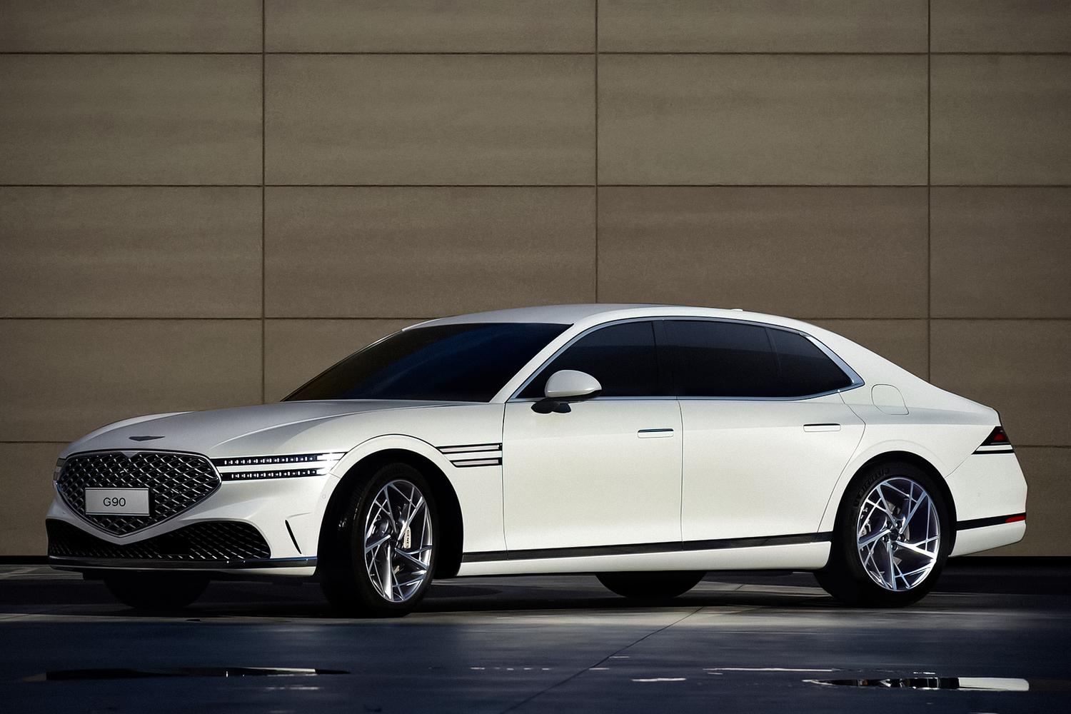 Купить Авто Генезис 90 2016 Г