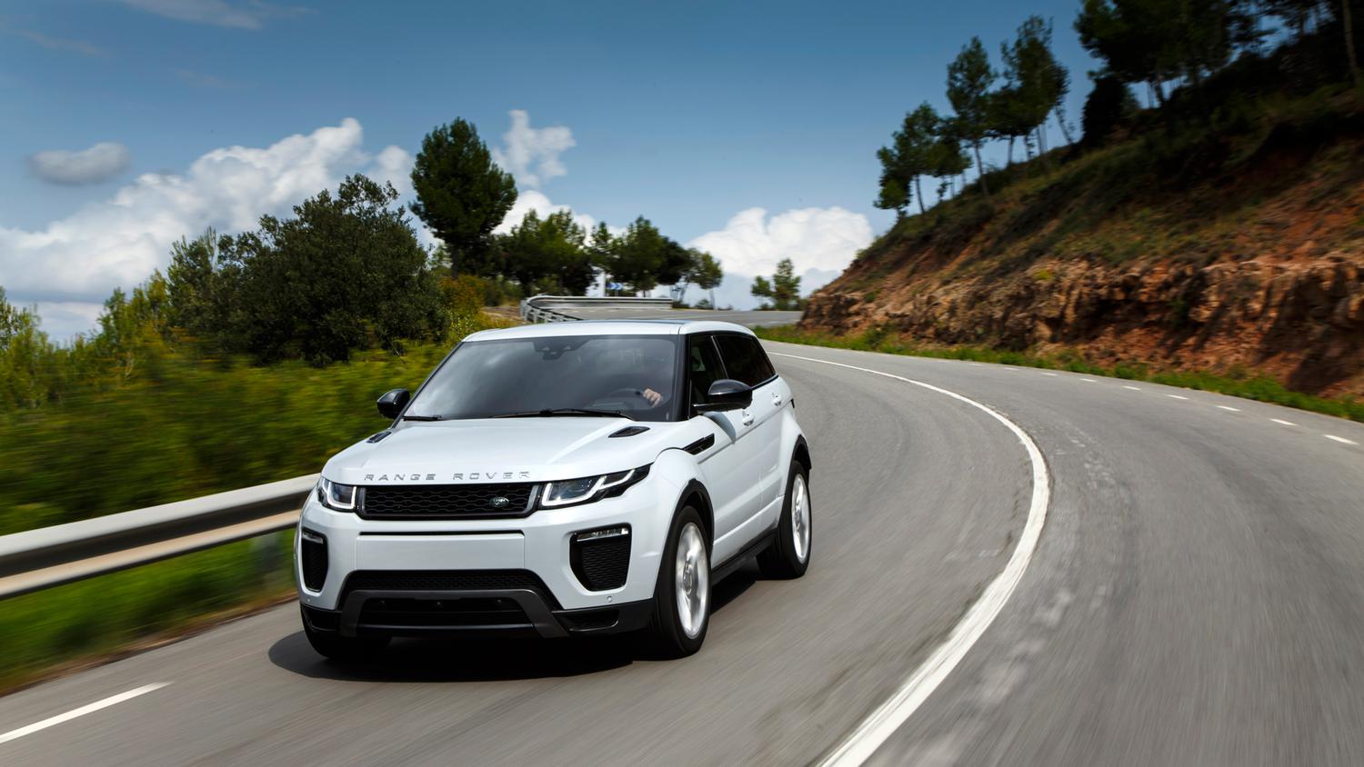 Как обновленный Range Rover Evoque привыкает купаться не в роскоши —  Тест-драйв — Motor