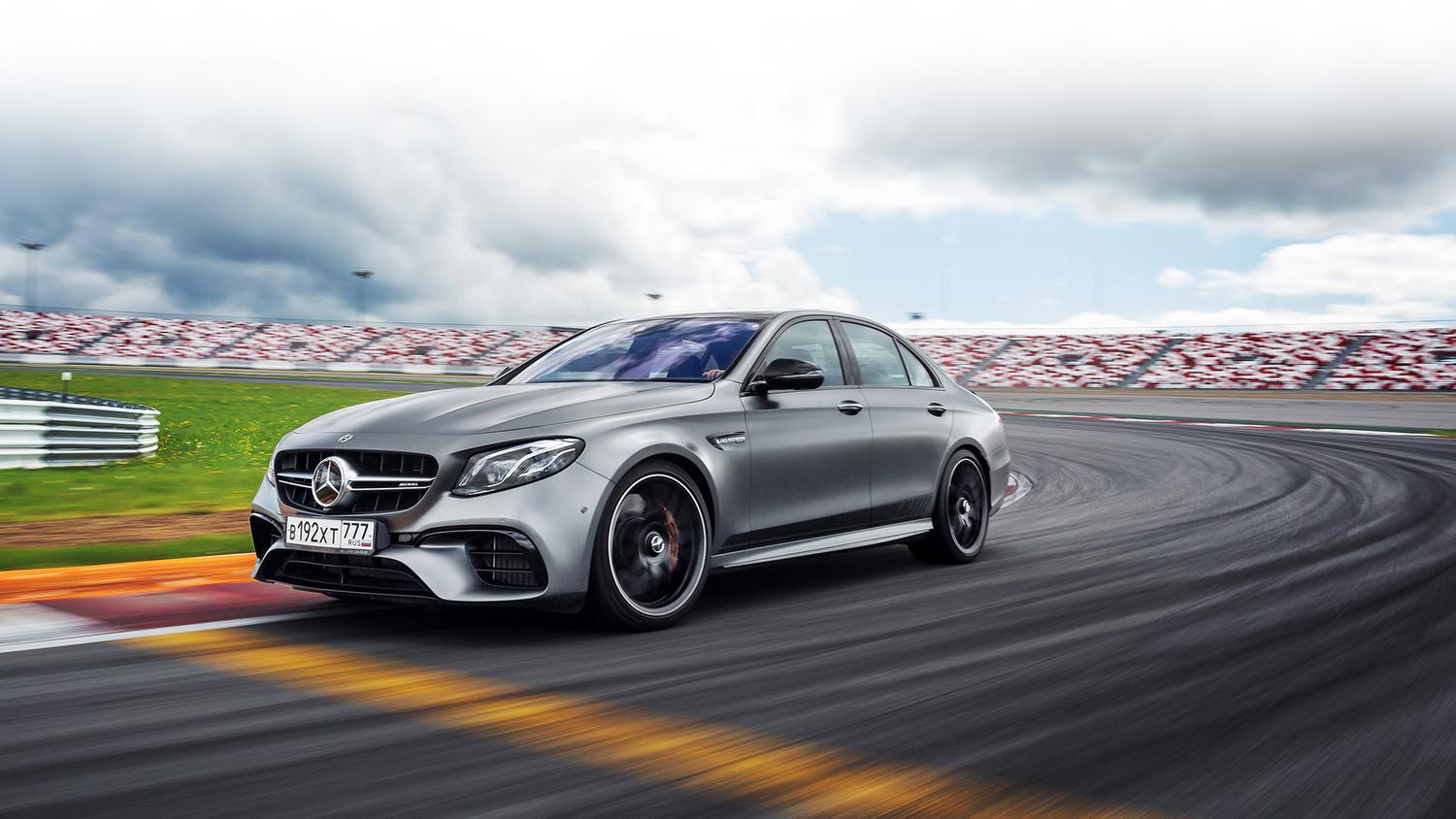 Наконец-то включаем дрифт-режим в новом Mercedes-AMG E 63 S — Тест-драйв —  Motor